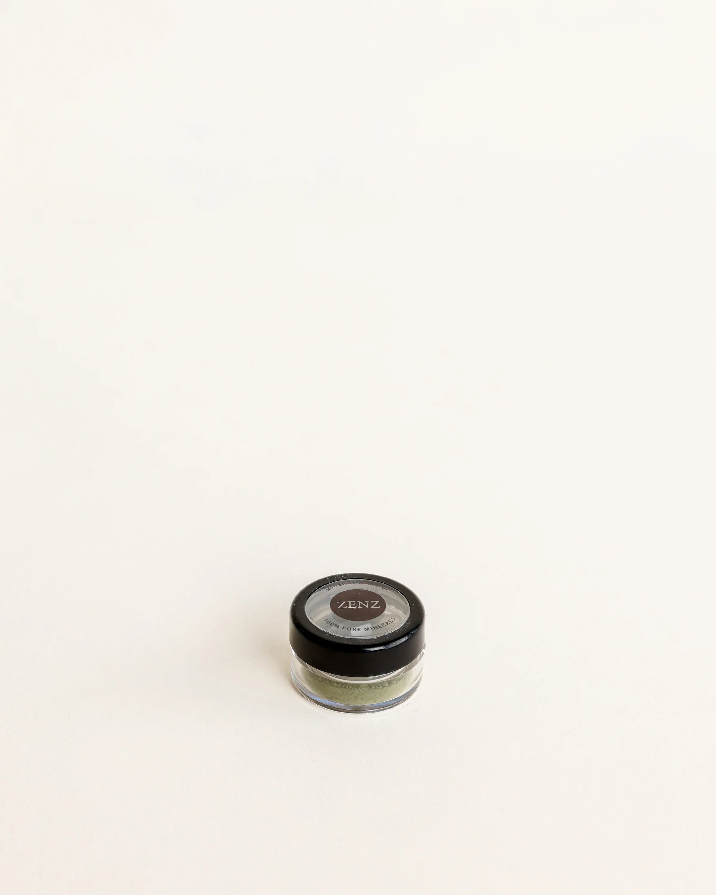 Mineral Eyeshadow Mary no. 54, moss green