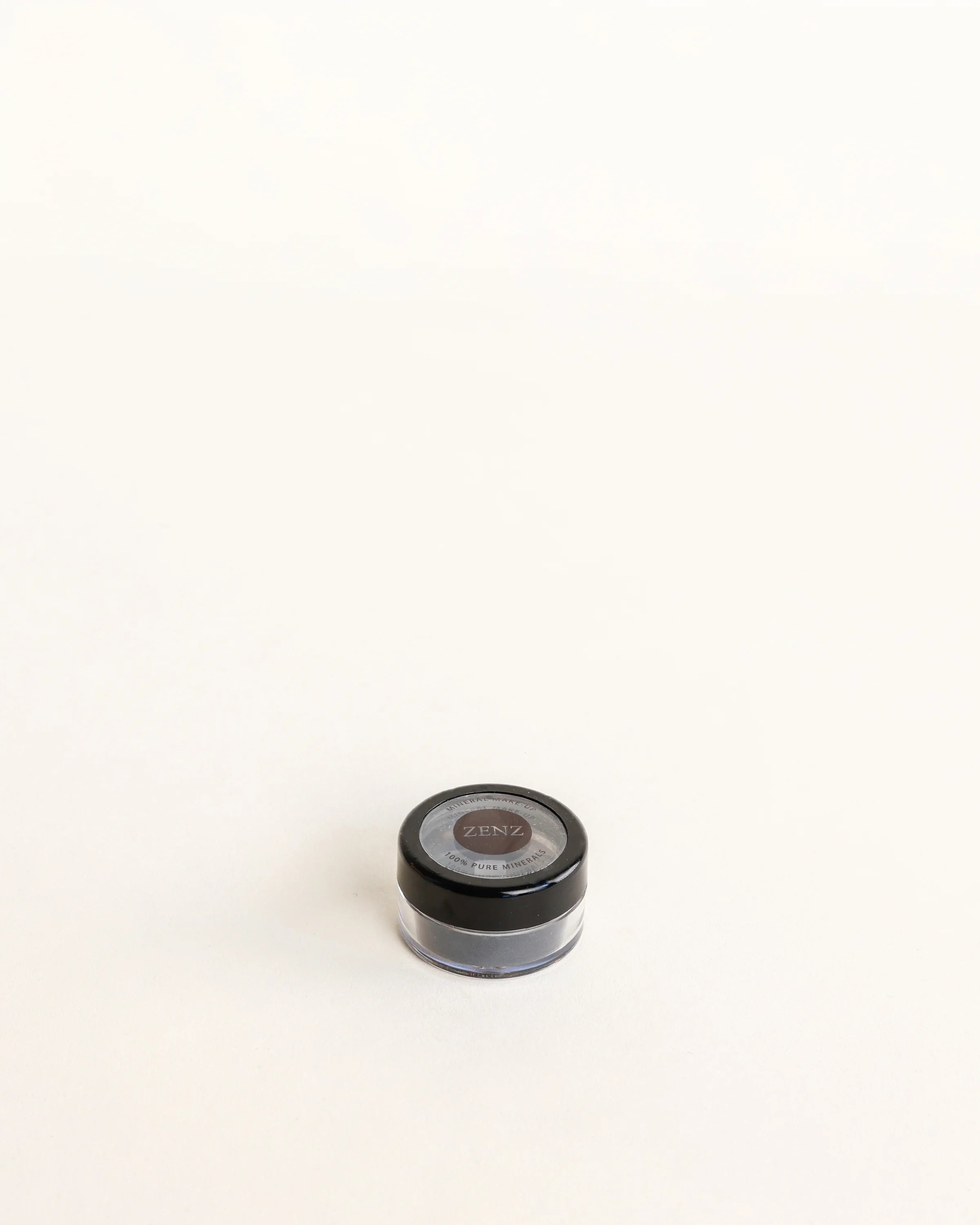 Mineral Eyeshadow Tiffany no. 57, midnight blue