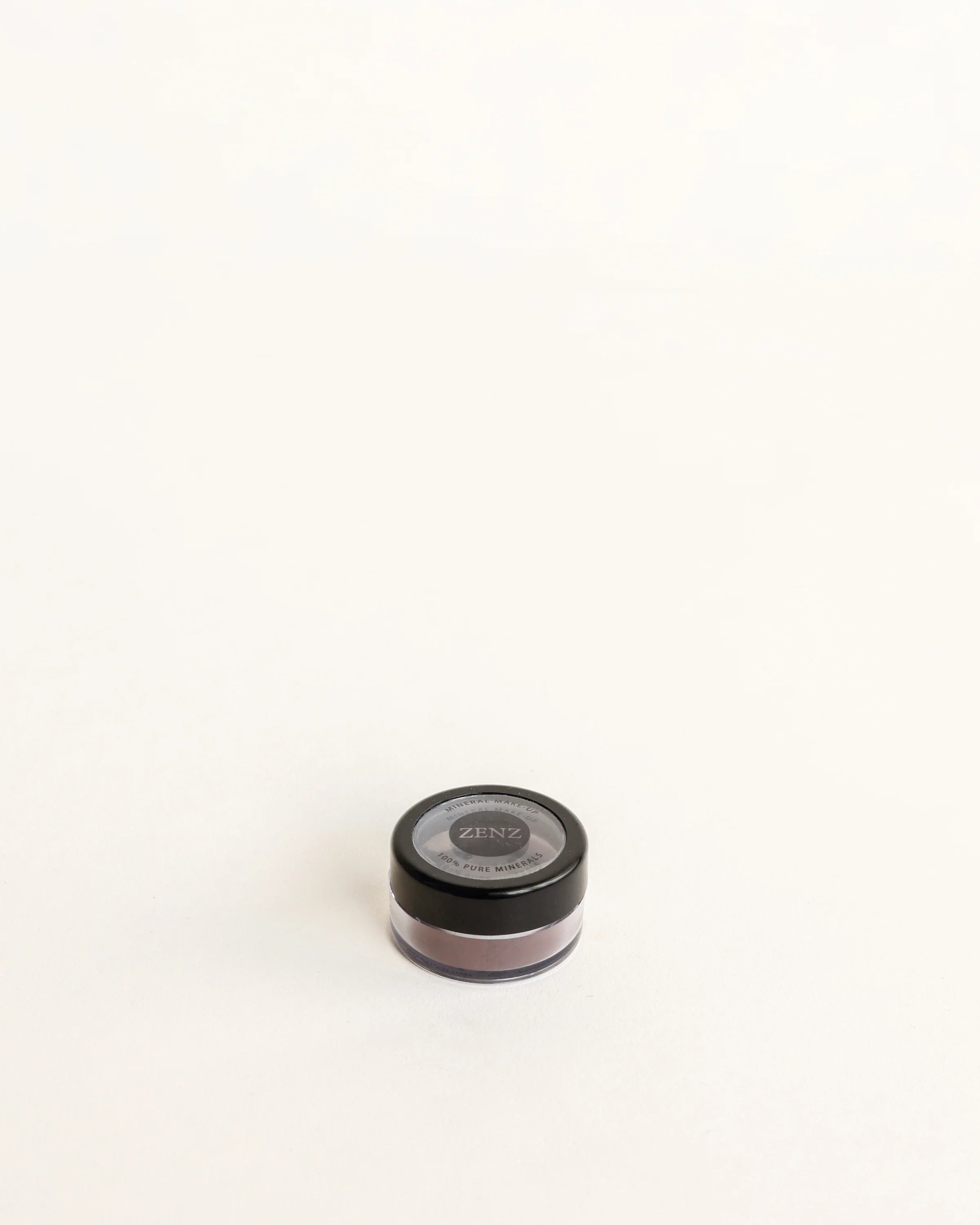 Mineral Eyeshadow Molly no. 58, plum